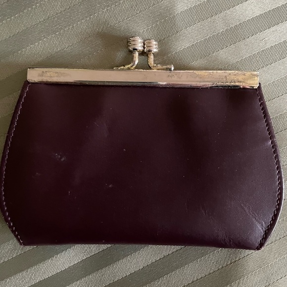 Vintage Etienne Aigner Deep Burgundy Leather Wallet Set , Key Ring and Mirror - Picture 8 of 16